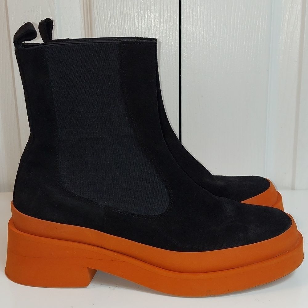 Andre Assous Suede Platform Chelsea Boots Sz 37 - Picture 2 of 8